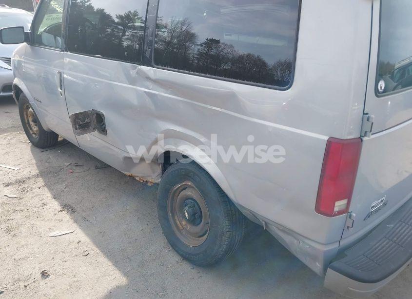Photo 6 of 2000 Chevrolet Astro (VIN 1GNDM19W1YB219270)