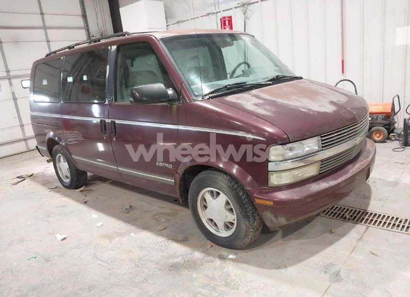 1995 Chevrolet Astro (VIN 1GNDM19W2SB258036) main photo