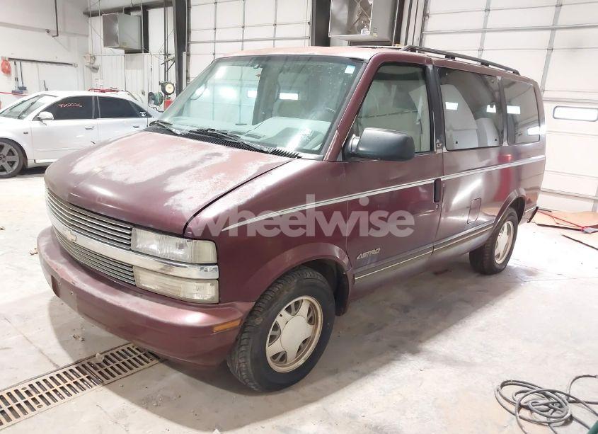 Photo 2 of 1995 Chevrolet Astro (VIN 1GNDM19W2SB258036)