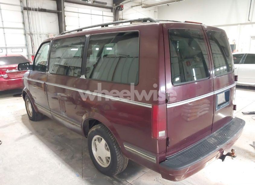Photo 3 of 1995 Chevrolet Astro (VIN 1GNDM19W2SB258036)