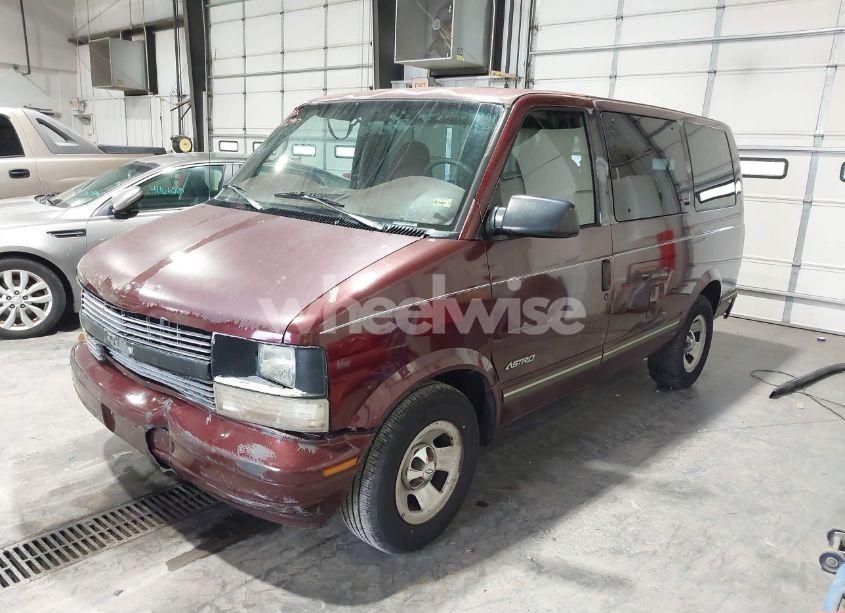 Photo 2 of 1996 Chevrolet Astro (VIN 1GNDM19W3TB127991)