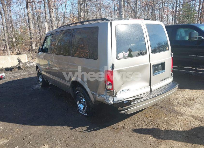 Photo 3 of 2001 Chevrolet Astro LS (VIN 1GNDM19W41B156705)