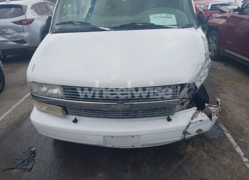 Photo 10 of 1998 Chevrolet Astro (VIN 1GNDM19W4WB103476)