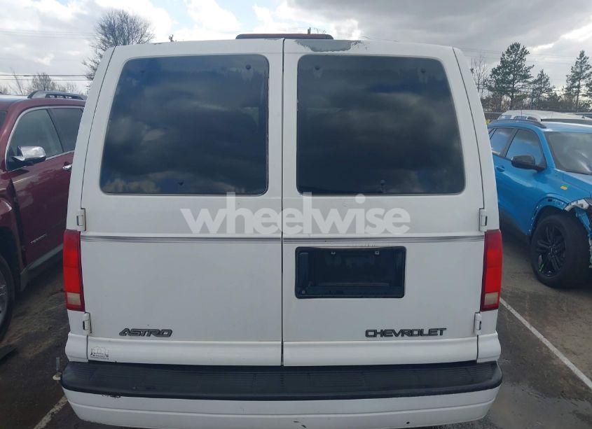 Photo 16 of 1998 Chevrolet Astro (VIN 1GNDM19W4WB103476)