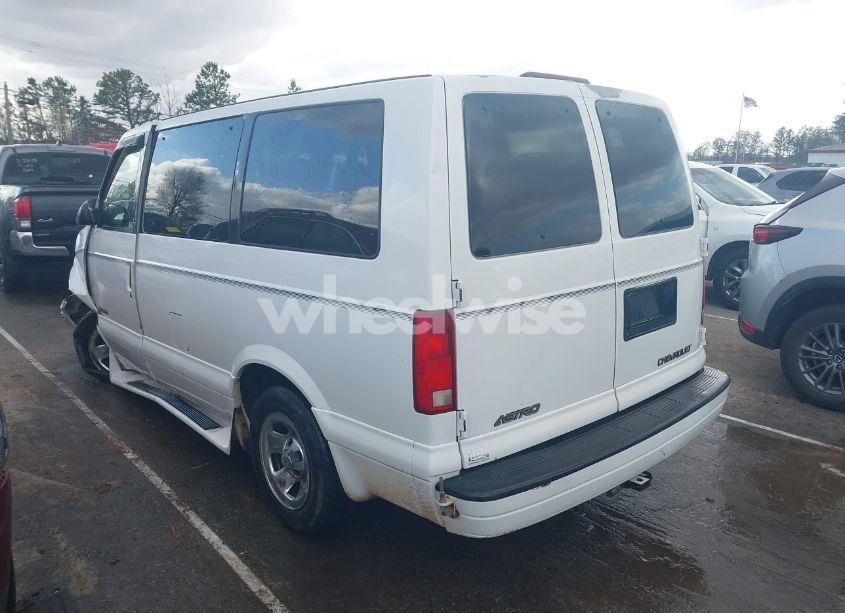 Photo 3 of 1998 Chevrolet Astro (VIN 1GNDM19W4WB103476)