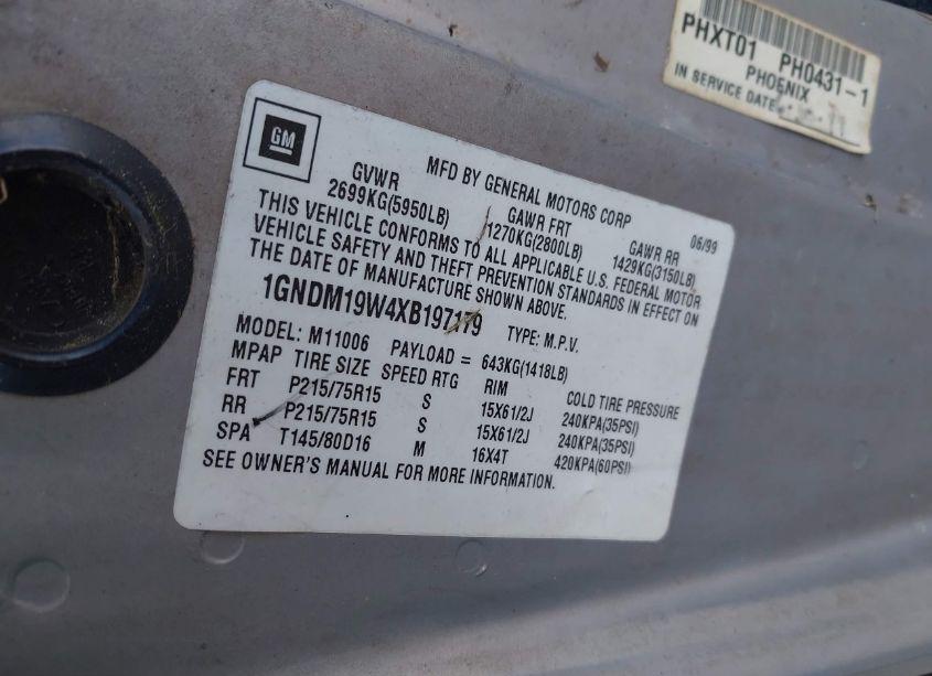 Photo 9 of 1999 Chevrolet Astro (VIN 1GNDM19W4XB197179)