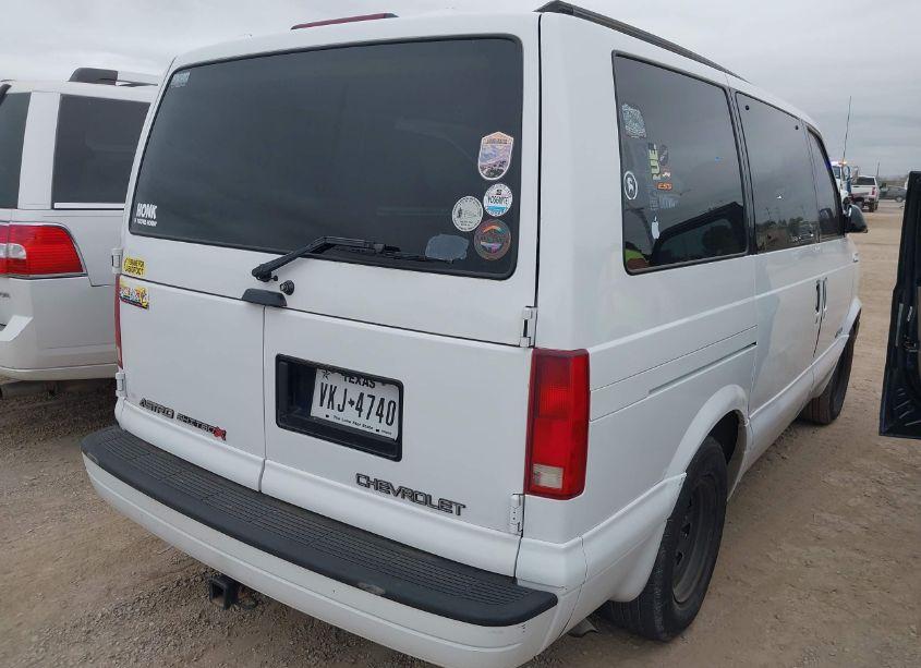 Photo 4 of 1999 Chevrolet Astro (VIN 1GNDM19W5XB172758)