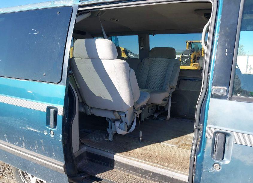 Photo 8 of 1994 Chevrolet Astro (VIN 1GNDM19W6RB243341)