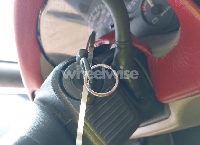 Photo 11 of 2001 Chevrolet Astro LS (VIN 1GNDM19W71B150106)
