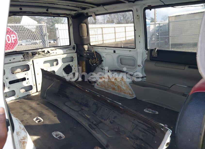 Photo 8 of 2001 Chevrolet Astro LS (VIN 1GNDM19W71B150106)