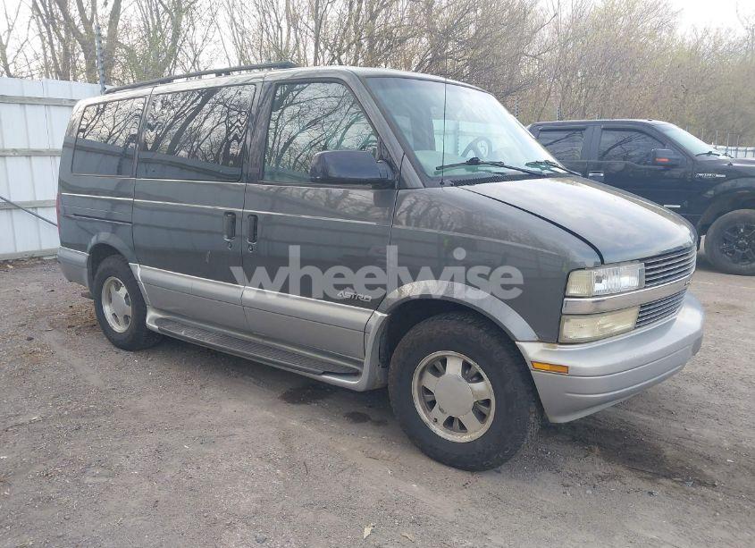 2000 Chevrolet Astro (VIN 1GNDM19W7YB131291) main photo