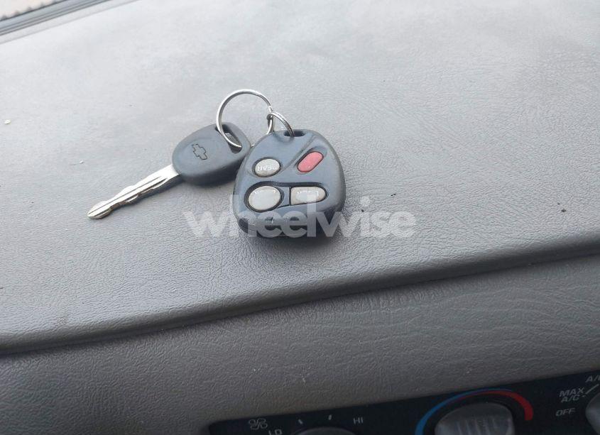 Photo 11 of 2000 Chevrolet Astro (VIN 1GNDM19W7YB131291)