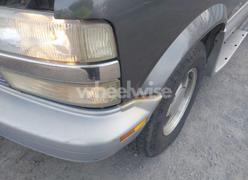 Photo 12 of 2000 Chevrolet Astro (VIN 1GNDM19W7YB131291)