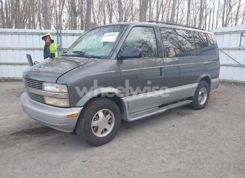Photo 2 of 2000 Chevrolet Astro (VIN 1GNDM19W7YB131291)