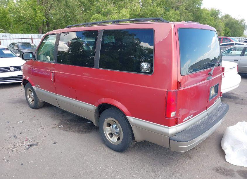 Photo 3 of 2001 Chevrolet Astro LS (VIN 1GNDM19W81B155461)