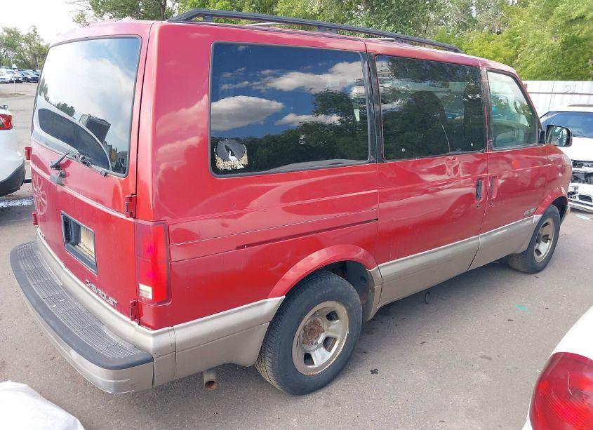 Photo 4 of 2001 Chevrolet Astro LS (VIN 1GNDM19W81B155461)
