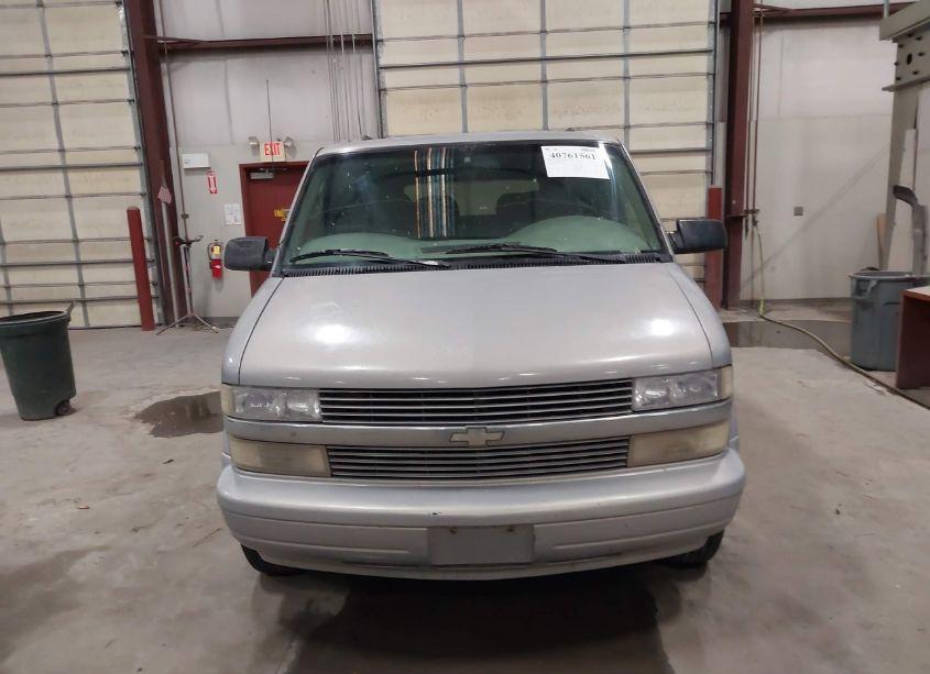 Photo 12 of 2000 Chevrolet Astro (VIN 1GNDM19W8YB111065)
