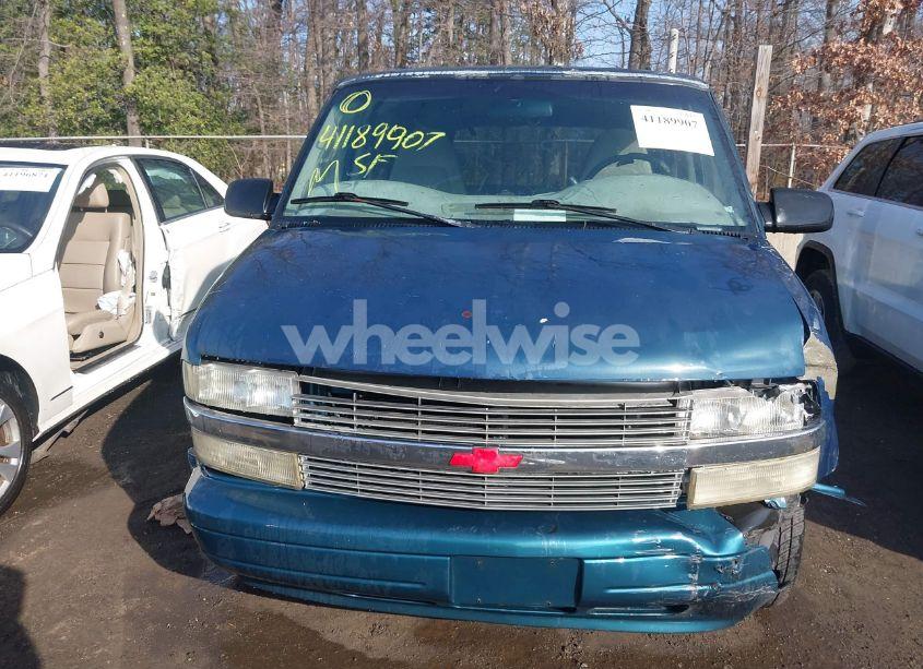Photo 12 of 2000 Chevrolet Astro (VIN 1GNDM19W8YB118565)