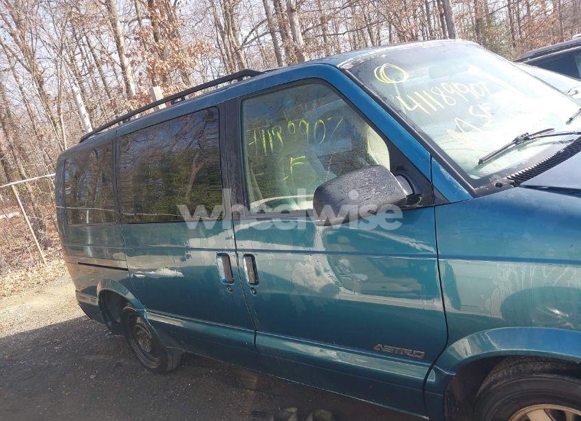 Photo 13 of 2000 Chevrolet Astro (VIN 1GNDM19W8YB118565)