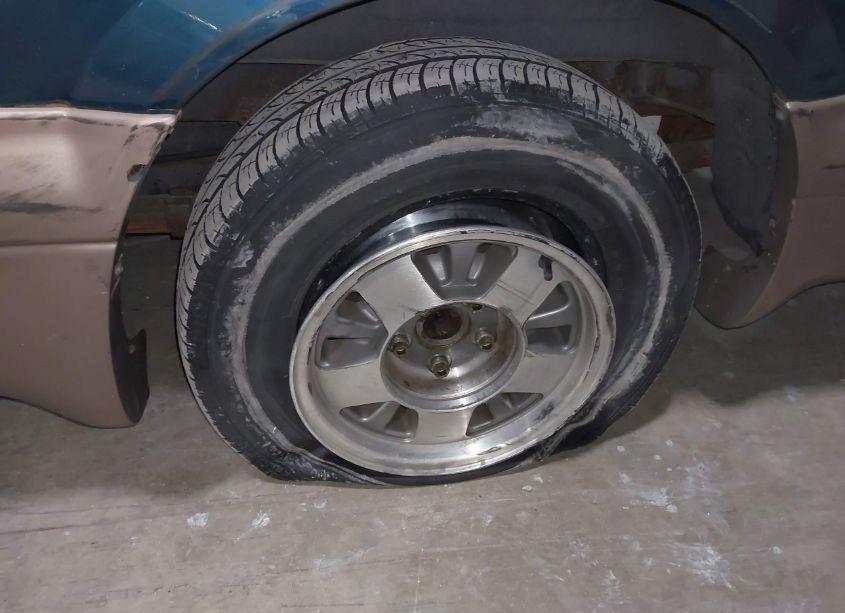 Photo 6 of 1997 Chevrolet Astro LS CMI (VIN 1GNDM19W9VB236040)