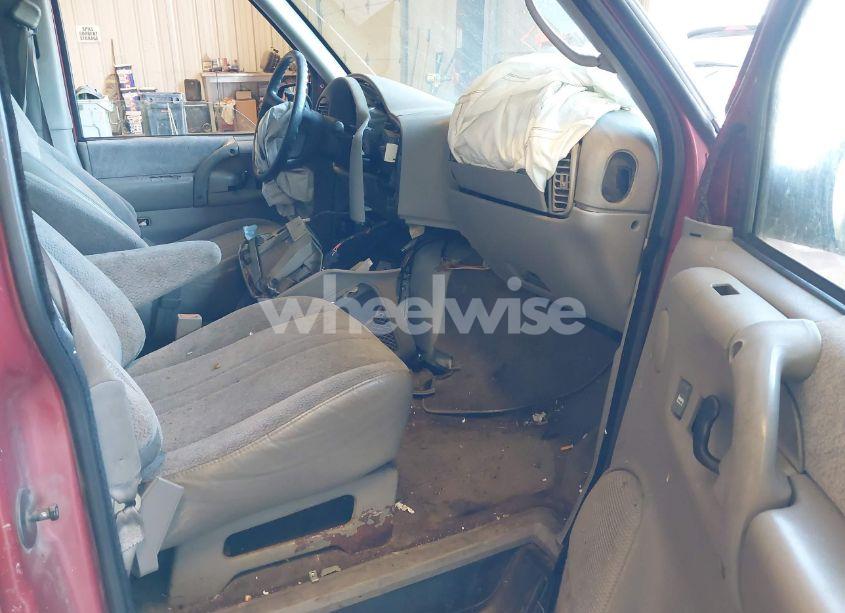 Photo 5 of 1997 Chevrolet Astro LS CMI (VIN 1GNDM19WXVB131278)