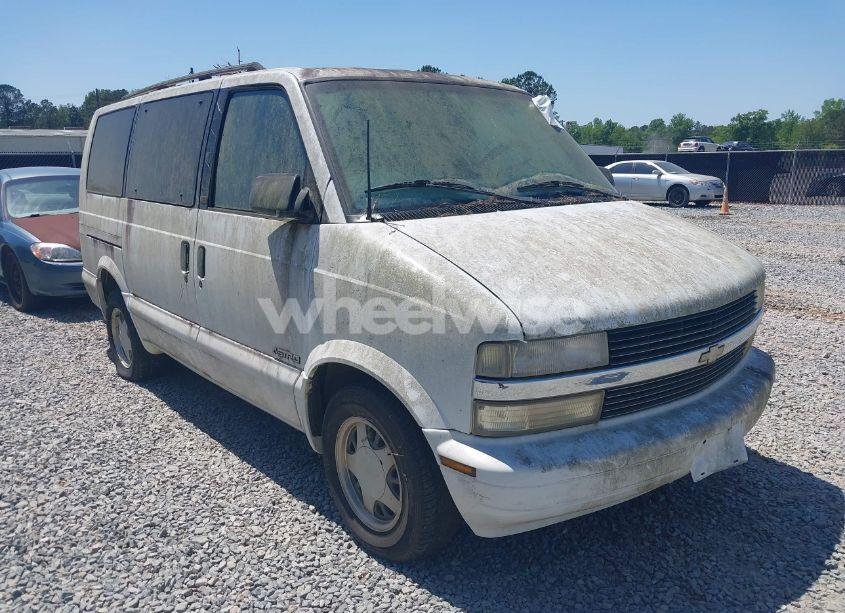 2000 Chevrolet Astro (VIN 1GNDM19WXYB115375) main photo