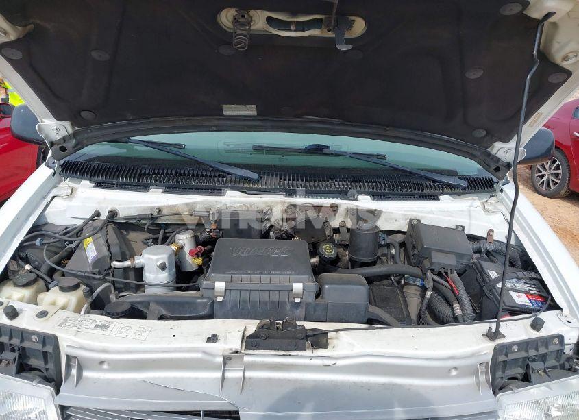 Photo 10 of 2000 Chevrolet Astro (VIN 1GNDM19WXYB140258)