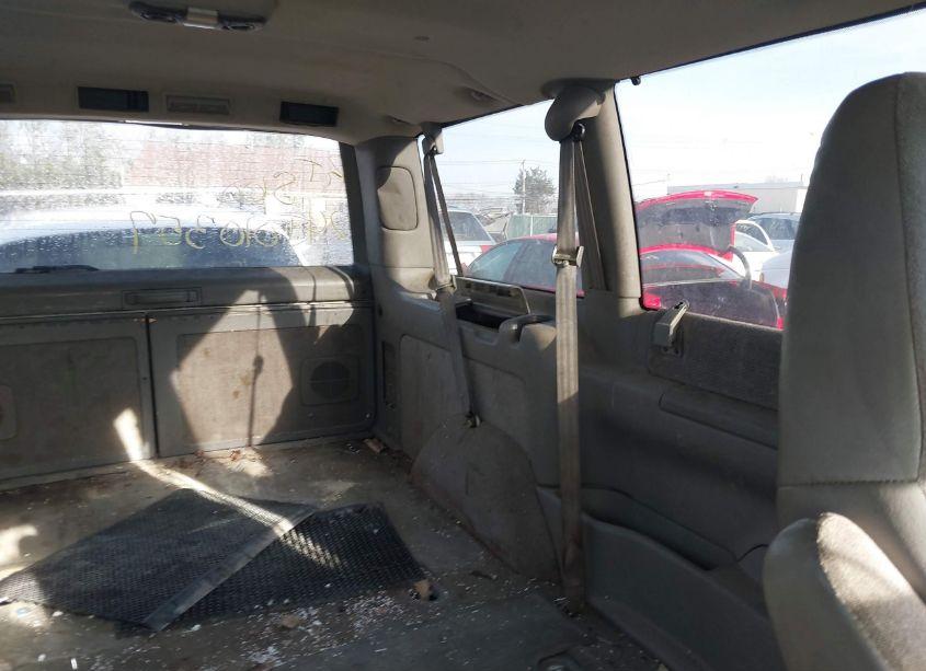 Photo 8 of 2003 Chevrolet Astro (VIN 1GNDM19X03B147981)