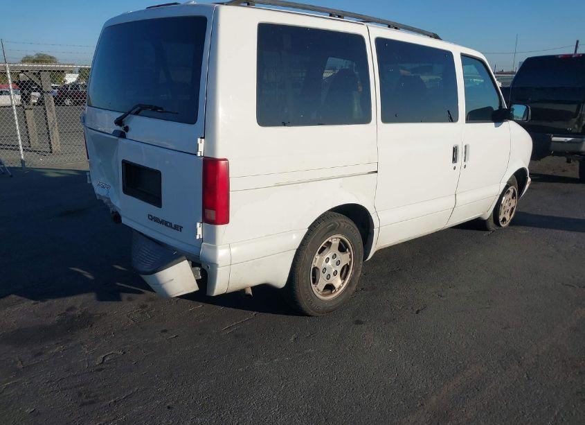 Photo 4 of 2004 Chevrolet Astro (VIN 1GNDM19X04B104386)