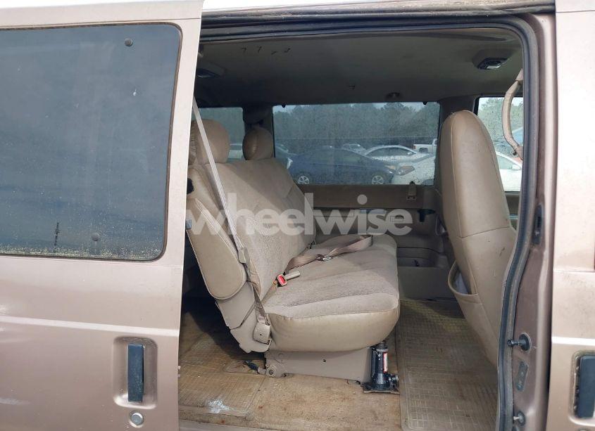 Photo 8 of 2005 Chevrolet Astro (VIN 1GNDM19X05B110934)