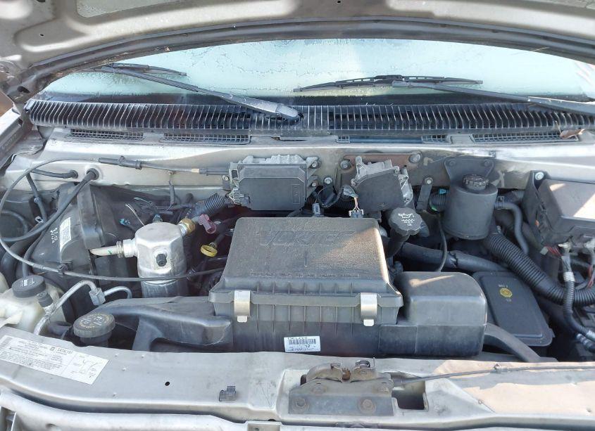 Photo 10 of 2004 Chevrolet Astro (VIN 1GNDM19X14B111167)