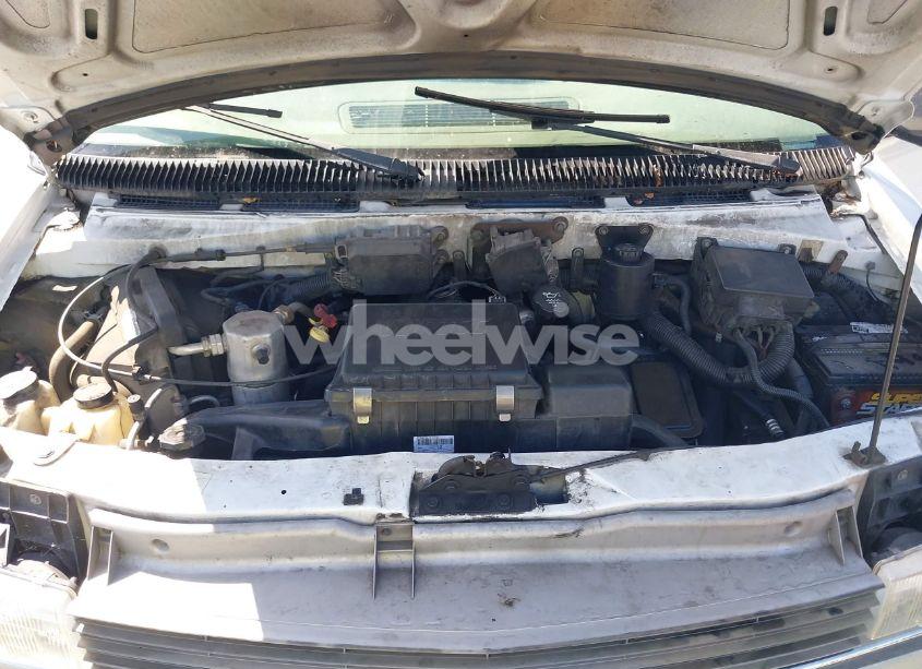 Photo 10 of 2004 Chevrolet Astro (VIN 1GNDM19X24B125630)