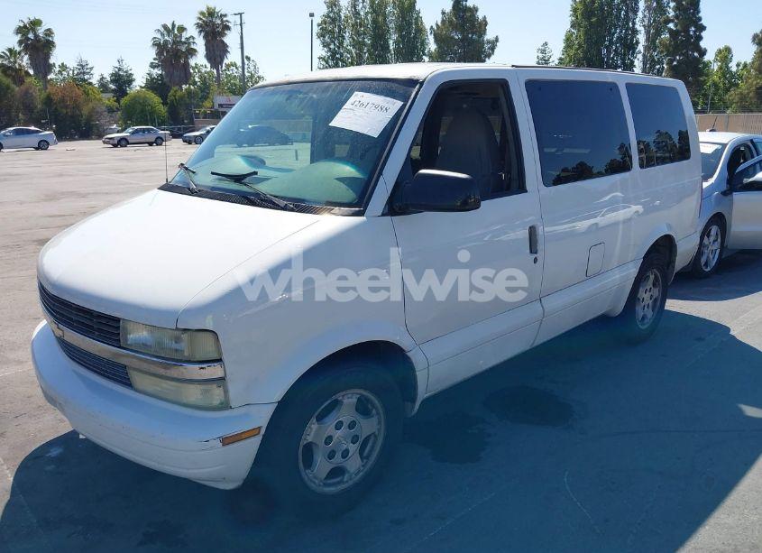 Photo 2 of 2004 Chevrolet Astro (VIN 1GNDM19X24B125630)