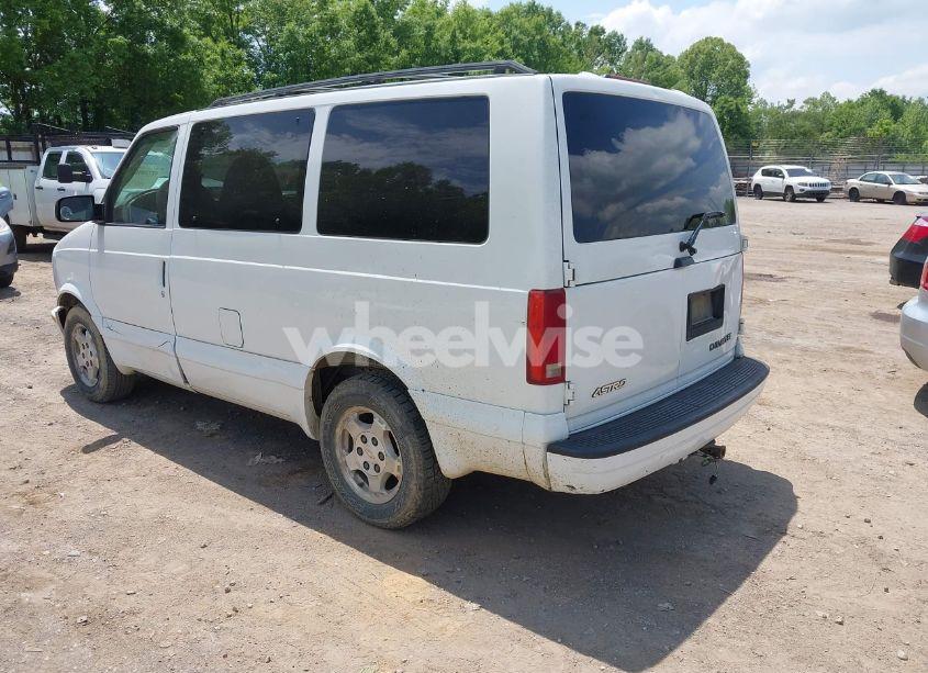 Photo 3 of 2005 Chevrolet Astro (VIN 1GNDM19X25B105296)