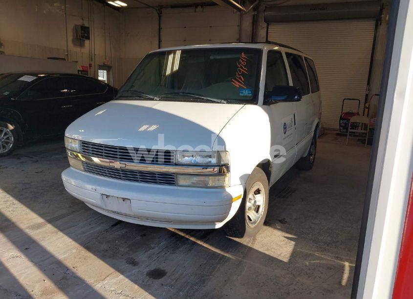 Photo 2 of 2002 Chevrolet Astro LS (VIN 1GNDM19X32B146063)