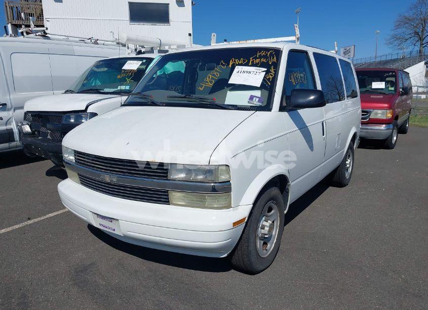 Photo 2 of 2003 Chevrolet Astro (VIN 1GNDM19X43B100114)