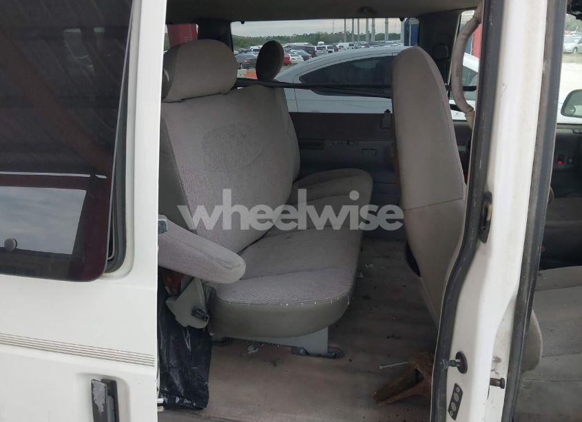 Photo 8 of 2003 Chevrolet Astro (VIN 1GNDM19X53B117813)