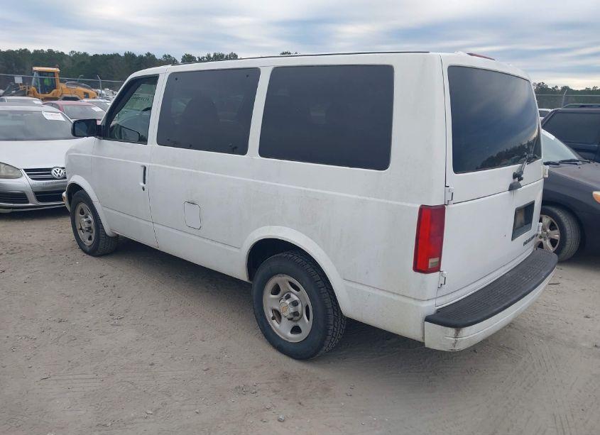 Photo 3 of 2003 Chevrolet Astro (VIN 1GNDM19X63B141960)
