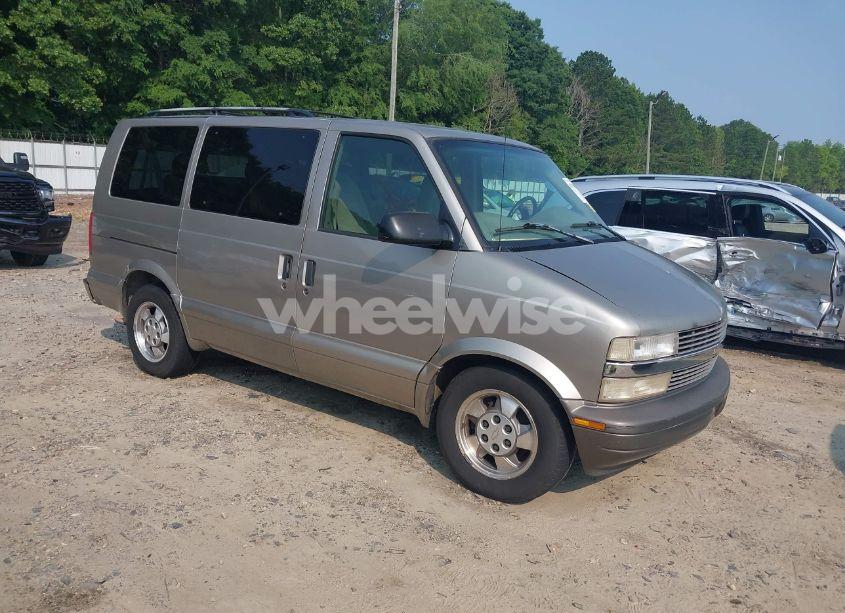 2003 Chevrolet Astro (VIN 1GNDM19X83B144536) main photo