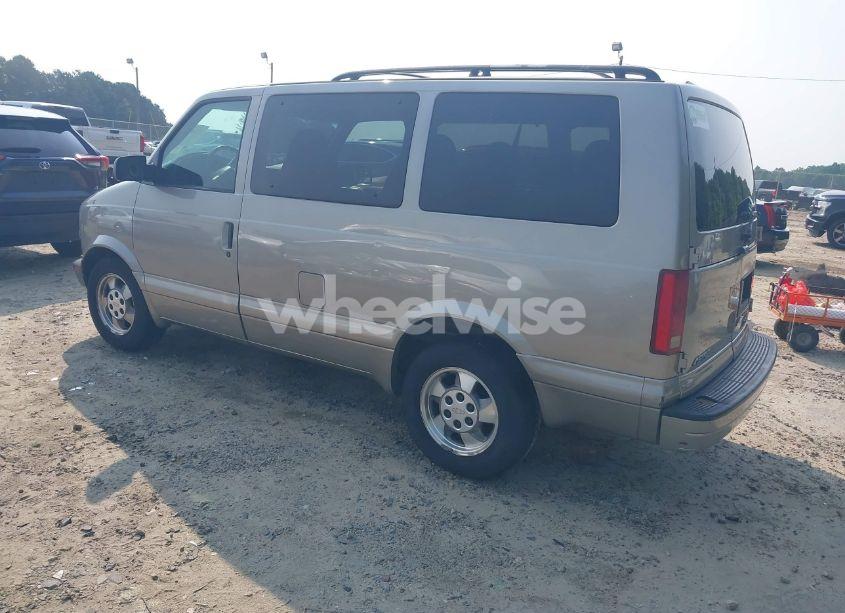 Photo 3 of 2003 Chevrolet Astro (VIN 1GNDM19X83B144536)