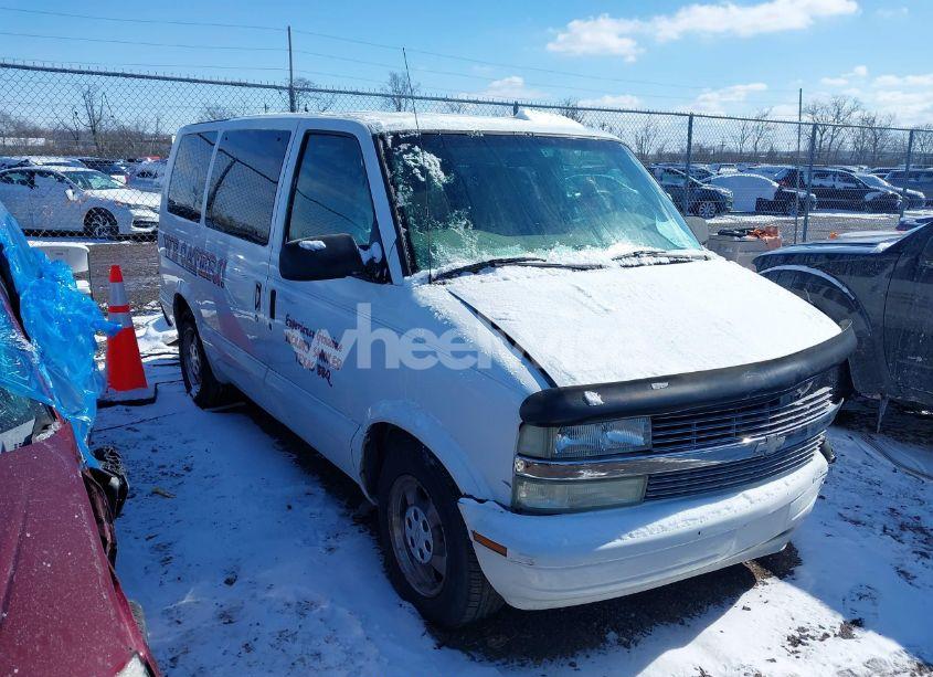 2003 Chevrolet Astro (VIN 1GNDM19X83B146495) main photo