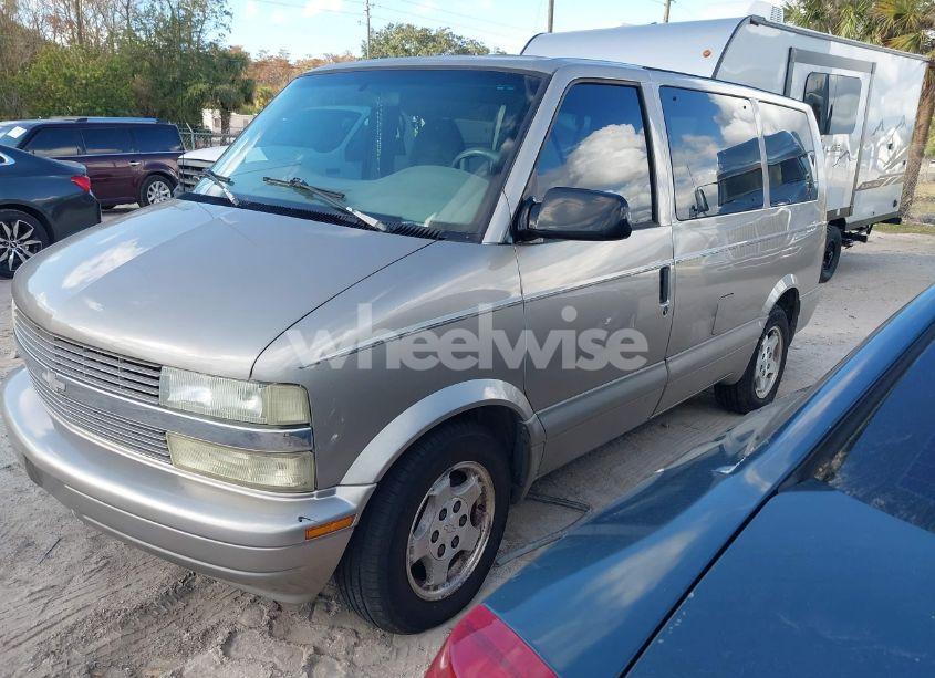 Photo 2 of 2004 Chevrolet Astro (VIN 1GNDM19X84B115426)