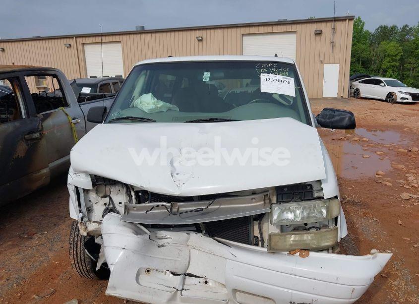 Photo 12 of 2002 Chevrolet Astro LS (VIN 1GNDM19X92B139649)