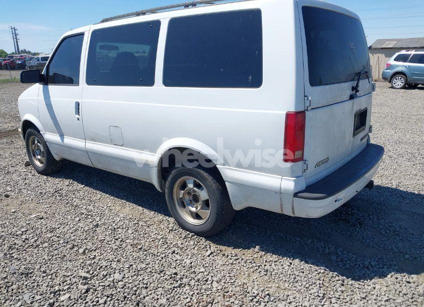 Photo 3 of 2003 Chevrolet Astro (VIN 1GNDM19X93B150667)