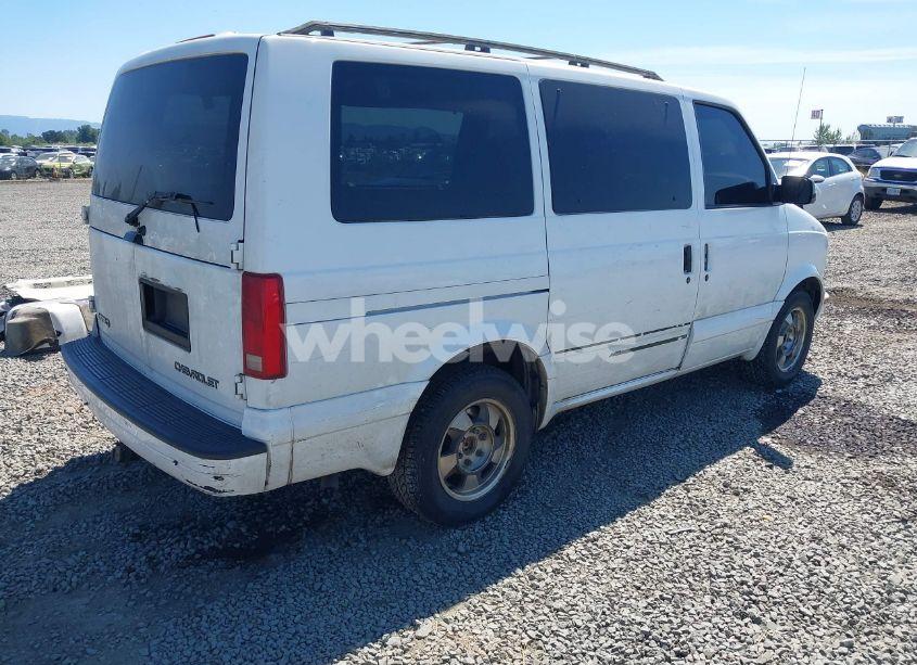 Photo 4 of 2003 Chevrolet Astro (VIN 1GNDM19X93B150667)