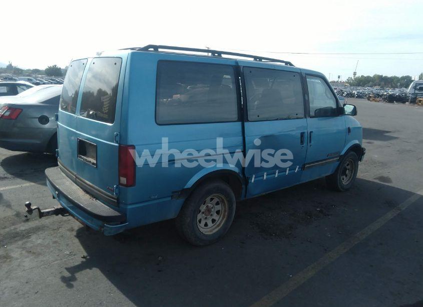Photo 4 of 1993 Chevrolet Astro (VIN 1GNDM19Z8PB191234)