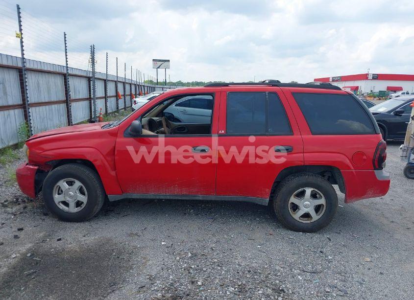 Photo 15 of 2002 Chevrolet Trailblazer (VIN 1GNDS13S022515092)