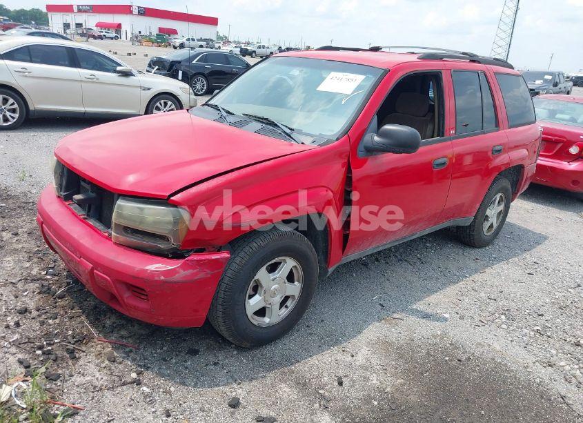 Photo 2 of 2002 Chevrolet Trailblazer (VIN 1GNDS13S022515092)