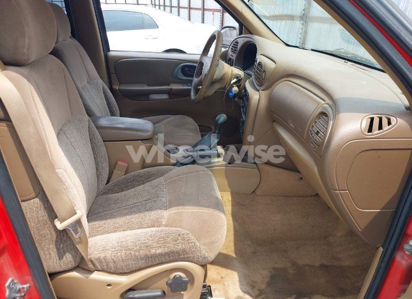 Photo 5 of 2002 Chevrolet Trailblazer (VIN 1GNDS13S022515092)