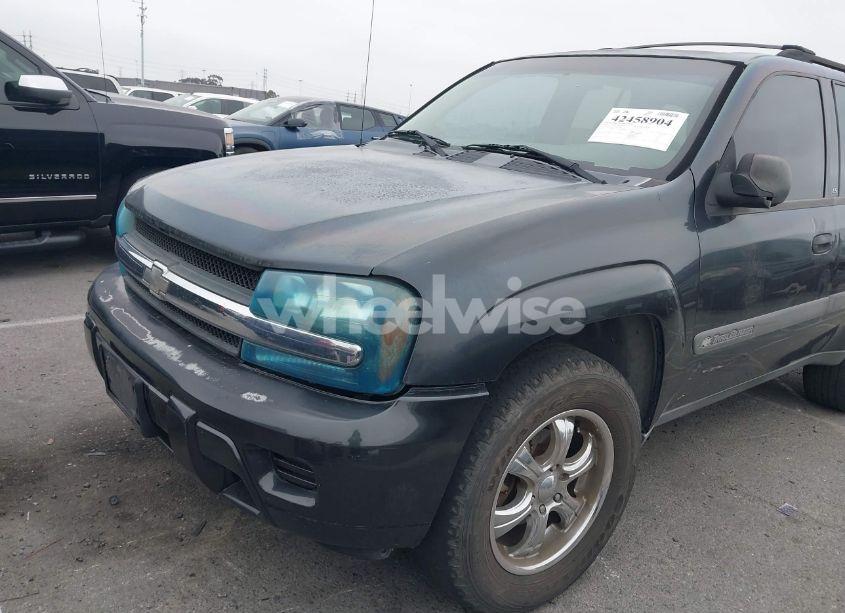 Photo 6 of 2003 Chevrolet Trailblazer LS (VIN 1GNDS13S032242902)